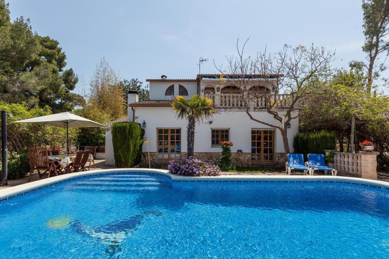 Villa Gessami Bellvei del Penedes Luaran gambar